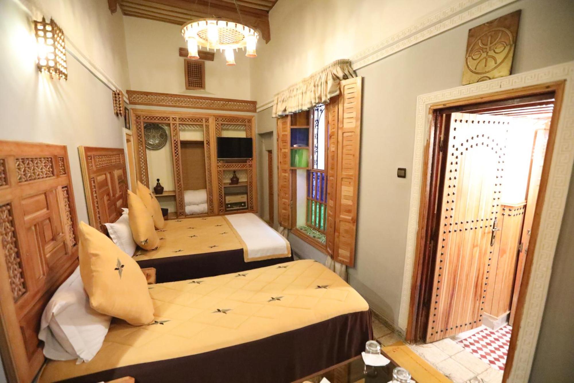 ホテル Dar Belmamoun フェズ 部屋 写真