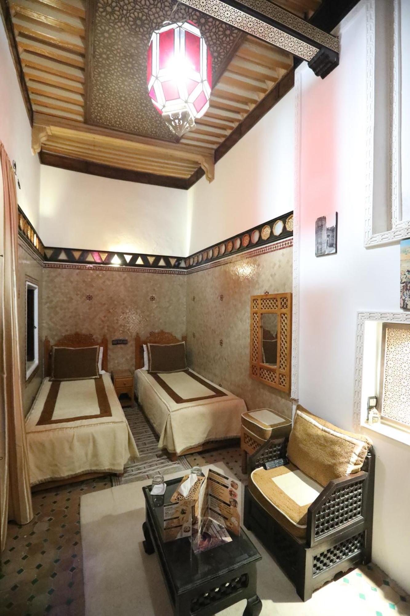 ホテル Dar Belmamoun フェズ 部屋 写真
